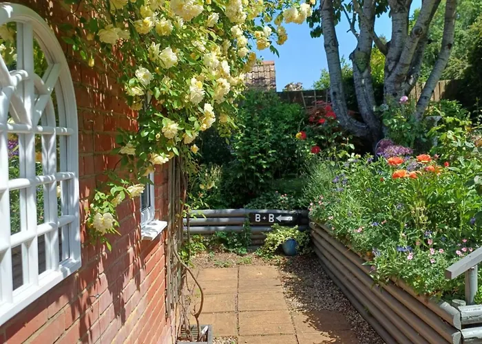 Santi Bhavana Bed & Breakfast